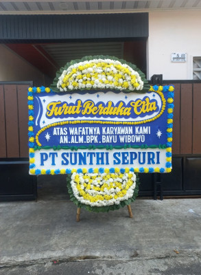 Papan Bunga Duka di Cipamokolan