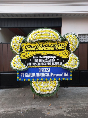 Papan Bunga Duka di Cipamokolan