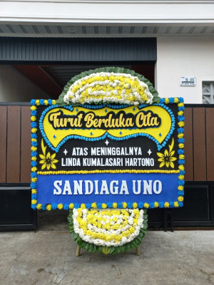 Papan Bunga Duka di Cipamokolan